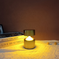 Lampa stolna led gold M1695