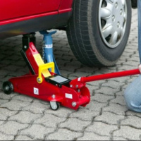 Auto dizalica 2t