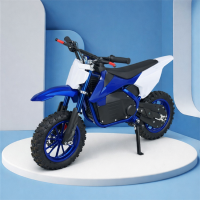 Motor na akumulator